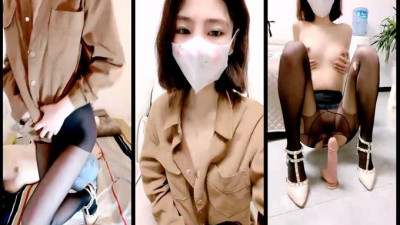 [동양야동] 분위기 미녀 언니!절친녀와 동수!욕조에 함께 몸을 담그고, 검정 다리로 몸을 가누고, 옷을 가누고, 자리를 잡고 앉습니다.